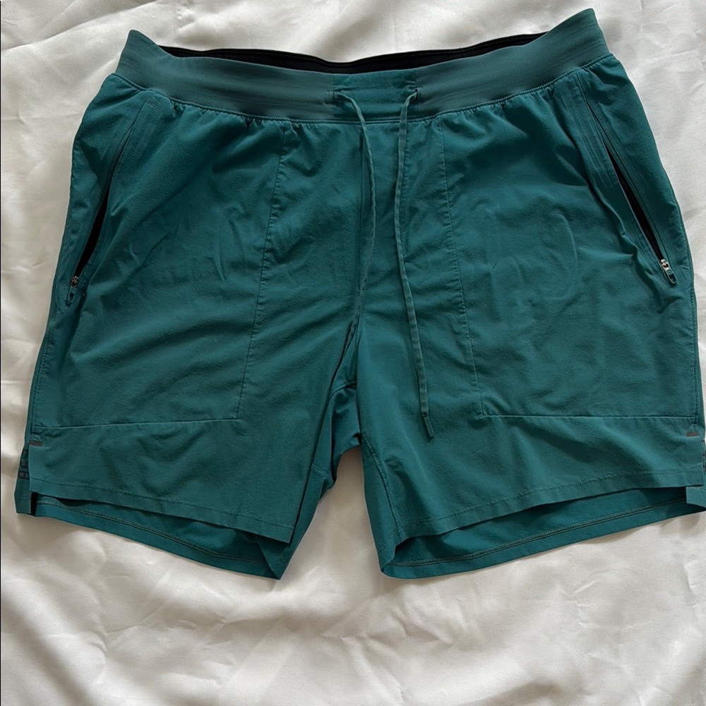 Lululemon Men's XXL License to Train Shorts